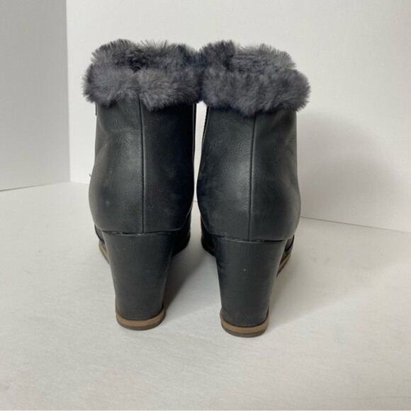 Naturalizer‎ Soul Ankle Wedge Boot Hudson Fire Lined Vegan Leather Heeled - Picture 3 of 5